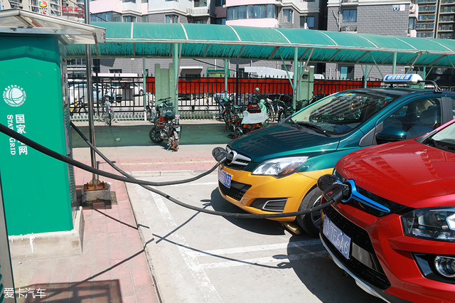 女神（經(jīng)）新能源用車記；充電省錢；北汽EX200